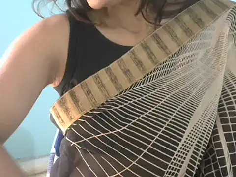 Nehasingh2024 online show from 12-25-24, 09:02