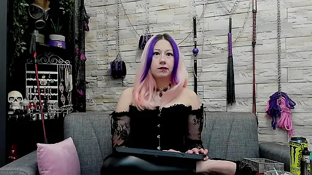 CruelMistress online show from 11-19-25, 02:39