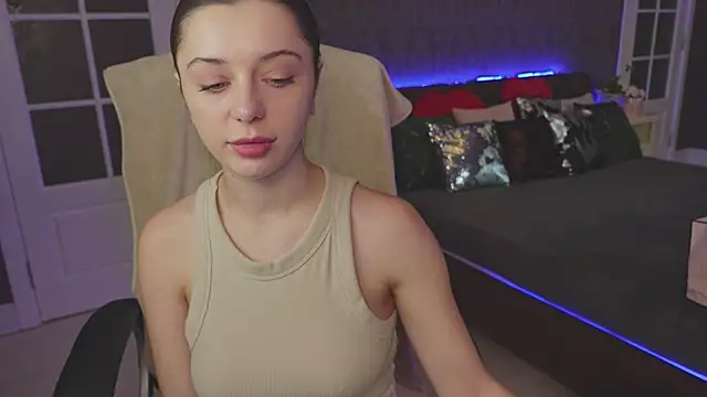 DinaCandy online show from 01-14-25, 02:32