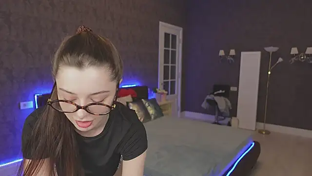 DinaCandy online show from 03-02-25, 11:18