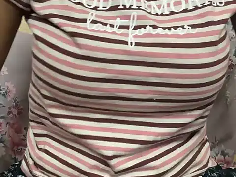  FluffyHxney  online show from 12-04-24, 07:39