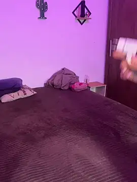 pepsicolacouple online show from 11-04-25, 02:38