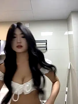 Snapshot of xyebobs chatting on 12-03-24, 07:00 xyebobs online show from 12-03-24, 07:00