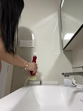 Snapshot of xyebobs chatting on 01-18-25, 05:37 xyebobs online show from 01-18-25, 05:37