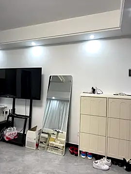 Snapshot of xyebobs chatting on 09-09-25, 01:54 xyebobs online show from 09-09-25, 01:54