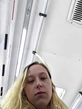 Snapshot of Public_Katrisha chatting on 12-16-25, 02:11 Public Katrisha online show from 12-16-25, 02:11