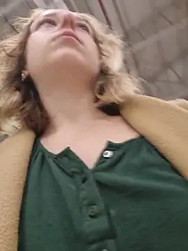 Public Katrisha online show from 08-01-26, 11:53