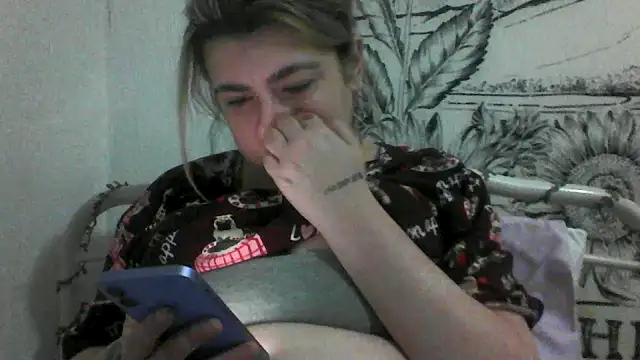 CamilaCherryX online show from 01-10-26, 10:47