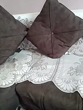 milf-kaira online show from 12-11-24, 05:43