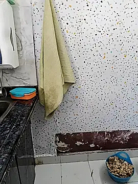 milf-kaira online show from 01-14-25, 04:04