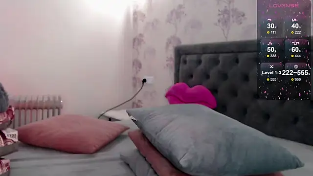Snapshot of _Sexy-Mia_ chatting on 03-19-25, 07:17  Sexy-Mia  online show from 03-19-25, 07:17