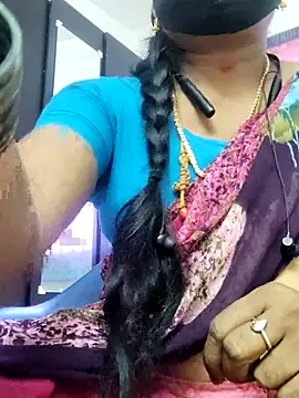 Snapshot of Tamilrojanew chatting on 05-13-26, 07:39 Tamilrojanew online show from 05-13-26, 07:39