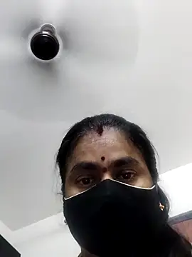 Snapshot of Tamilrojanew chatting on 05-24-26, 04:45 Tamilrojanew online show from 05-24-26, 04:45
