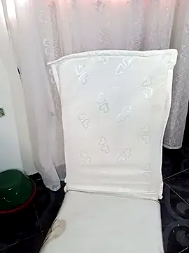 emily sweet13 online show from 03-07-25, 04:00