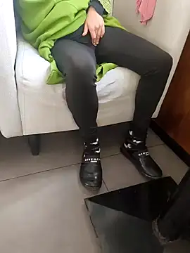 Snapshot of nouramaroc chatting on 12-25-24, 02:23 nouramaroc online show from 12-25-24, 02:23