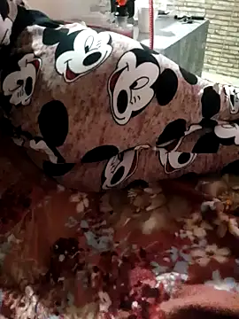 Snapshot of nouramaroc chatting on 01-22-25, 10:15 nouramaroc online show from 01-22-25, 10:15