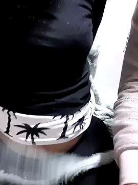 Snapshot of nouramaroc chatting on 02-18-25, 12:59 nouramaroc online show from 02-18-25, 12:59