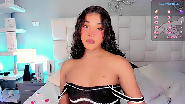 ValentinaMarinn online show from 03-17-25, 09:13