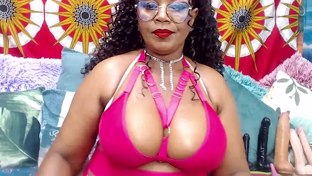 Snapshot of MATURExxxASS chatting on 06-11-26, 12:36 MATURExxxASS online show from 06-11-26, 12:36