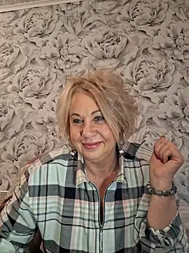 Snapshot of PALETT chatting on 12-15-24, 08:30 PALETT online show from 12-15-24, 08:30