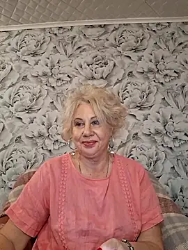 Snapshot of PALETT chatting on 02-14-25, 02:12 PALETT online show from 02-14-25, 02:12