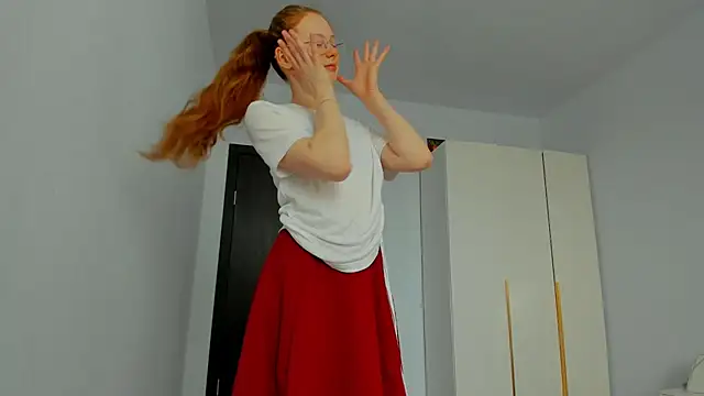 Fire Luna online show from 03-18-25, 08:25