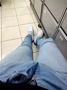 gatmoreno1 online show from 10-04-25, 02:26