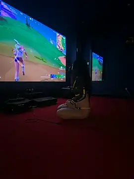 Snapshot of lenalux chatting on 11-26-25, 02:18 lenalux online show from 11-26-25, 02:18