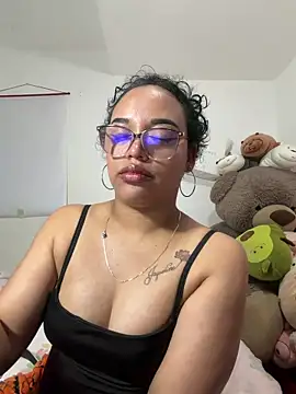 Snapshot of angela_angels_ chatting on 02-01-26, 10:14 angela angels online show from 02-01-26, 10:14