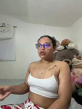 Snapshot of angela_angels_ chatting on 02-10-26, 08:51 angela angels online show from 02-10-26, 08:51