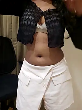 Tanisha789 online show from 10-08-25, 06:38