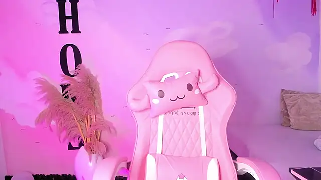 carolayrosse online show from 02-22-25, 12:38