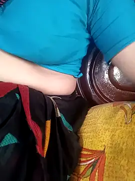 lakey91girl online show from 04-13-26, 02:28