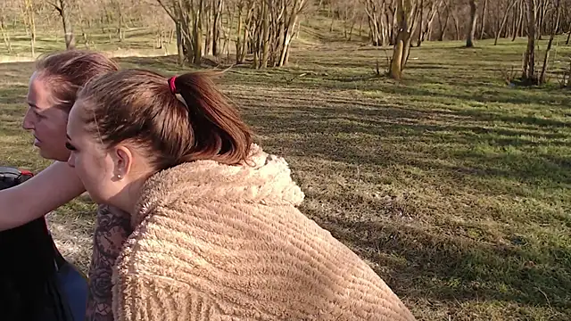 Snapshot of Amy--Samy chatting on 03-07-25, 01:18 Amy--Samy online show from 03-07-25, 01:18