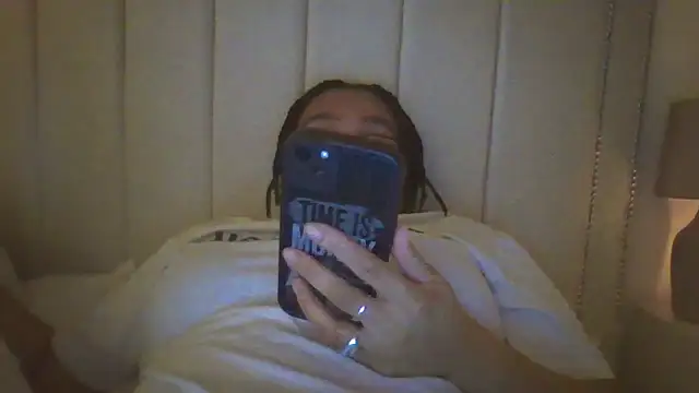 vanilla chocolate23 online show from 12-11-24, 04:20