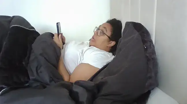 vanilla chocolate23 online show from 01-31-25, 11:13