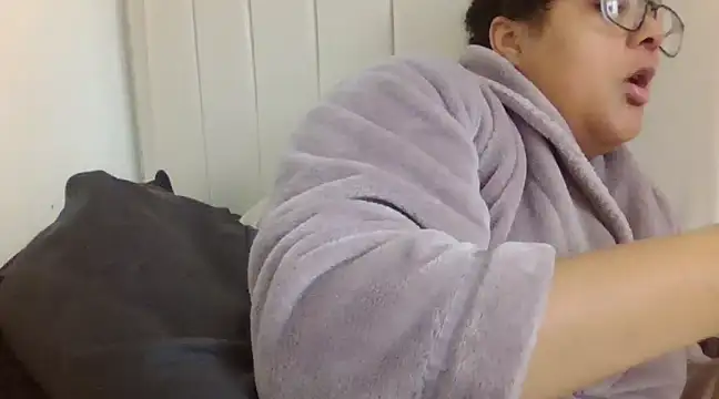 vanilla chocolate23 online show from 02-01-25, 11:10