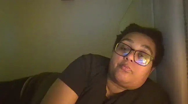 vanilla chocolate23 online show from 02-02-25, 07:57