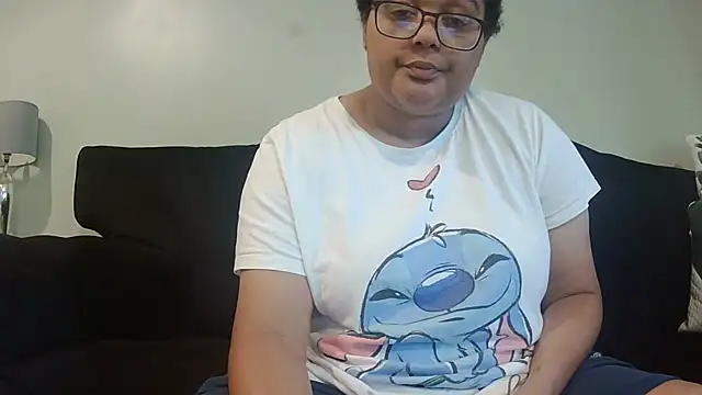 vanilla chocolate23 online show from 09-22-25, 08:38