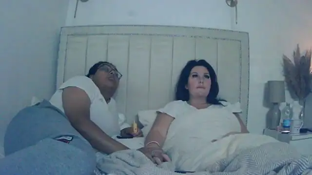 vanilla chocolate23 online show from 09-23-25, 08:34