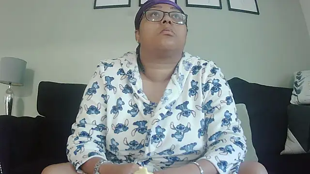 vanilla chocolate23 online show from 10-06-25, 08:01