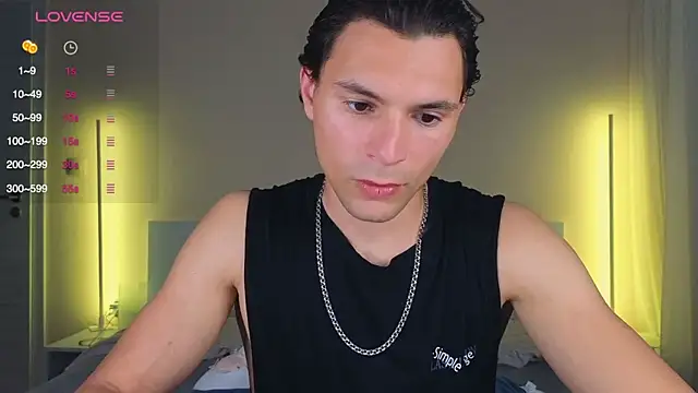 Snapshot of denlover1 chatting on 05-07-26, 03:39 denlover1 online show from 05-07-26, 03:39