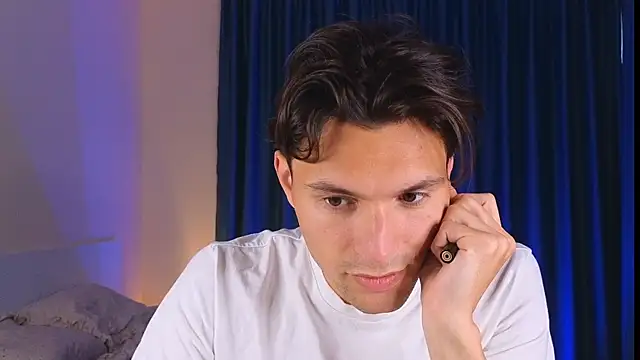 Snapshot of denlover1 chatting on 05-21-26, 03:13 denlover1 online show from 05-21-26, 03:13