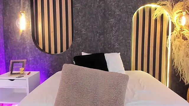 miss10 antonella online show from 02-13-25, 11:58