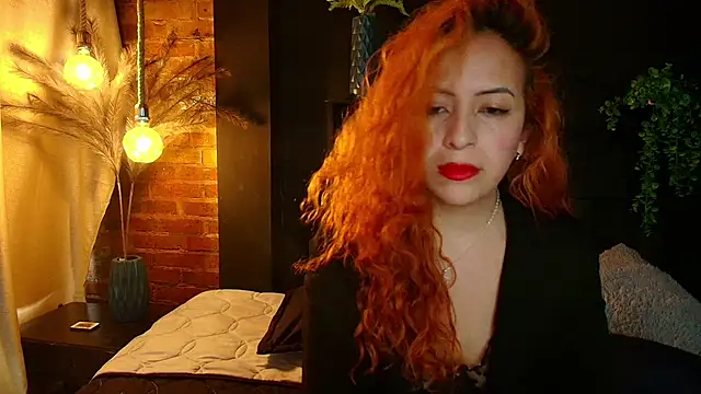 Snapshot of sahra_taylor_ chatting on 02-07-26, 04:43 sahra taylor online show from 02-07-26, 04:43