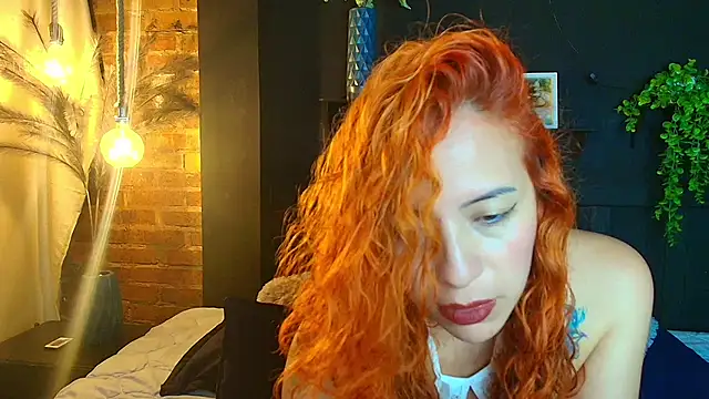 Snapshot of sahra_taylor_ chatting on 02-24-26, 02:48 sahra taylor online show from 02-24-26, 02:48