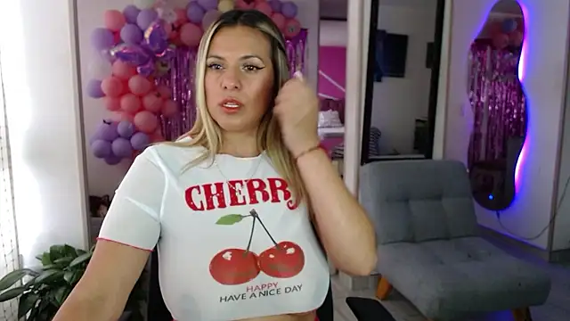 Snapshot of _Maraa chatting on 01-13-26, 09:42 Maraa online show from 01-13-26, 09:42