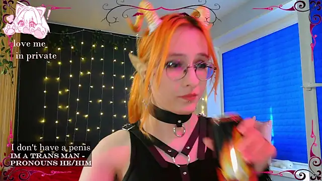 Honelin online show from 03-22-25, 01:52