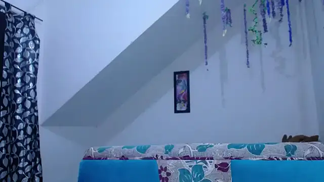 Snapshot of diamonmeli chatting on 01-24-25, 05:10 diamonmeli online show from 01-24-25, 05:10