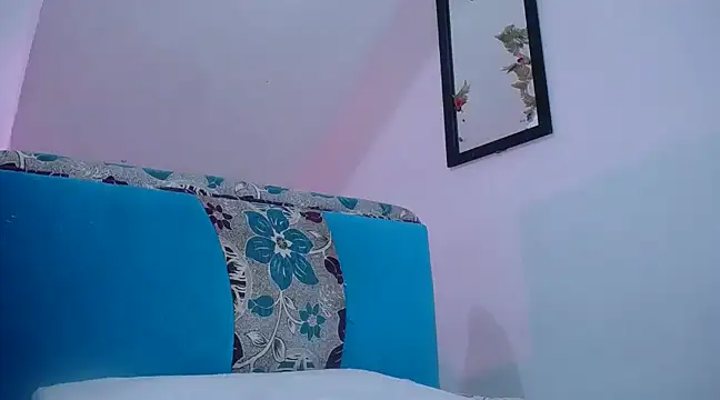 Snapshot of diamonmeli chatting on 02-05-25, 02:37 diamonmeli online show from 02-05-25, 02:37